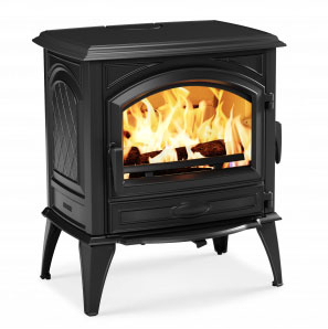 Dovre 640 WD - černý lak;